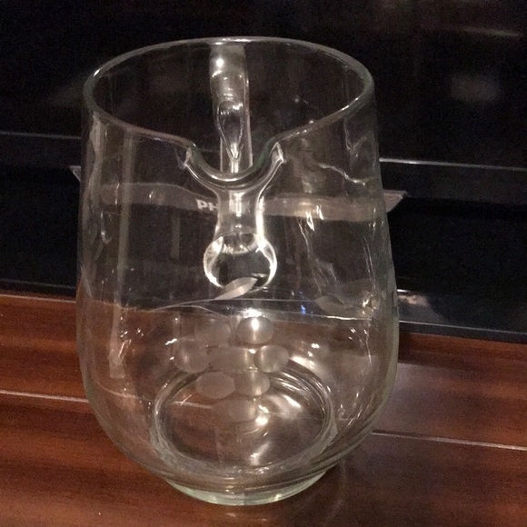 Glass Pitcher - Picture 4 of 4